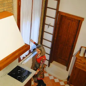 apt-bizzarre.hotelslidodijesolo.com/